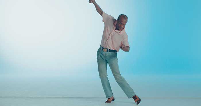 earth g dancing